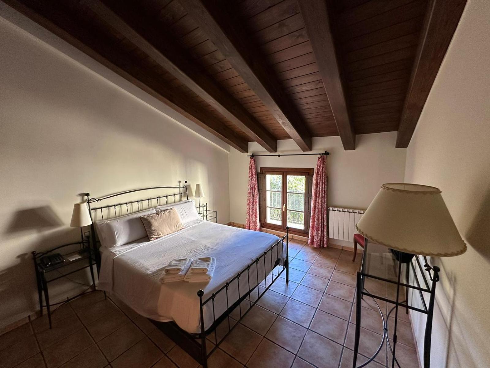 Hotel De La Villa Rubielos De Mora Luaran gambar